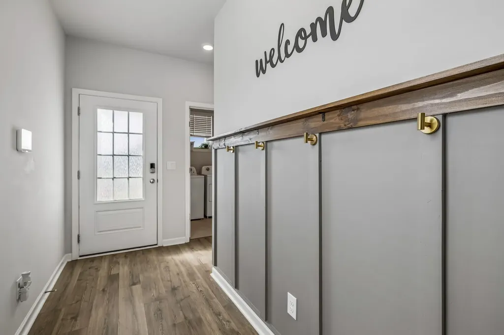 7383 Lang Avenue White House TN 37188