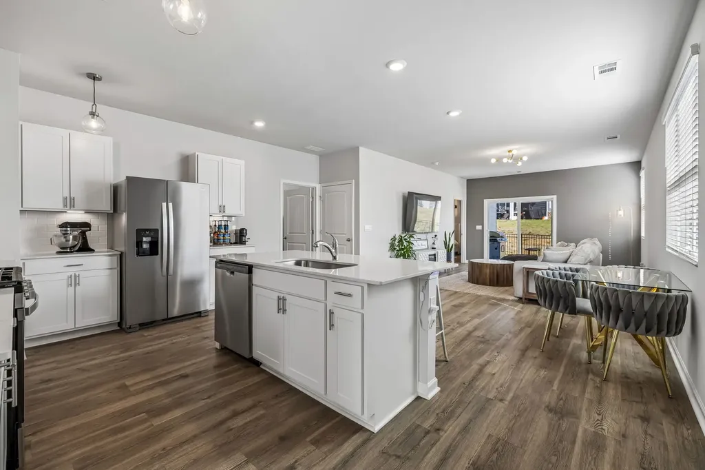 7383 Lang Avenue White House TN 37188