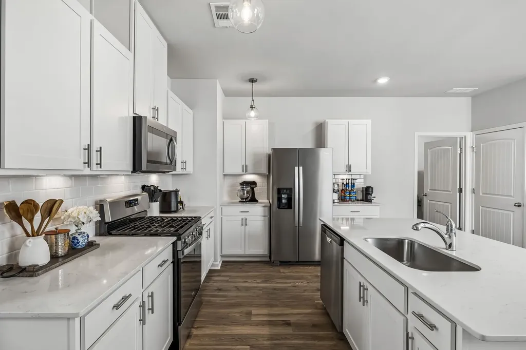 7383 Lang Avenue White House TN 37188
