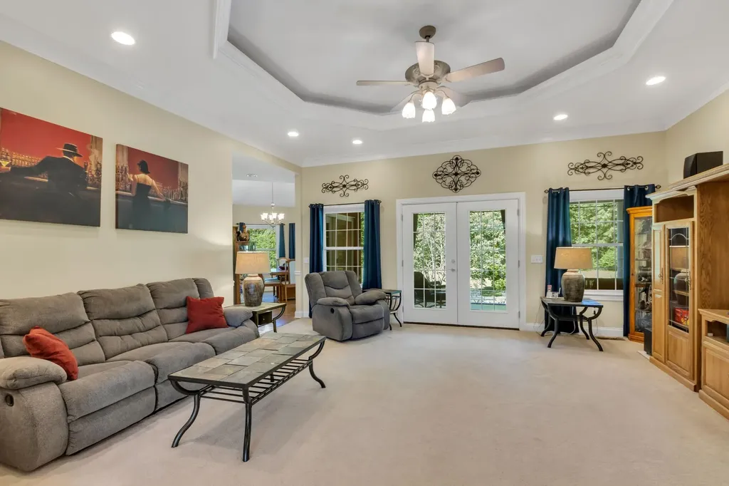 2828 Bains Road, E Hillsboro TN 37342