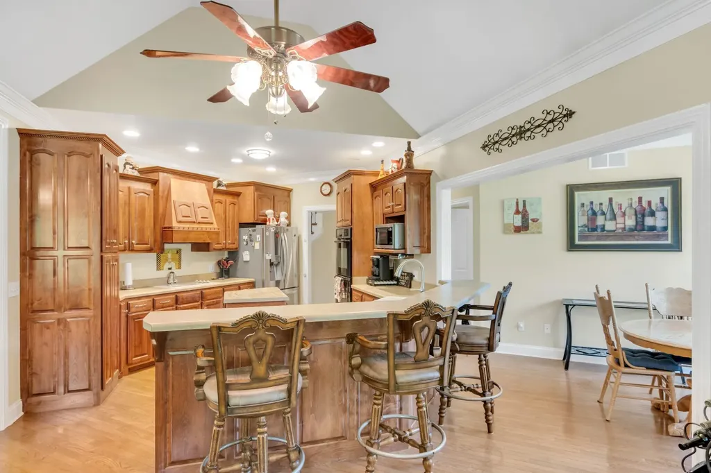 2828 Bains Road, E Hillsboro TN 37342