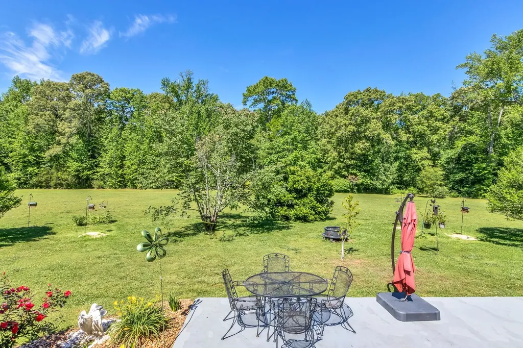 2828 Bains Road, E Hillsboro TN 37342