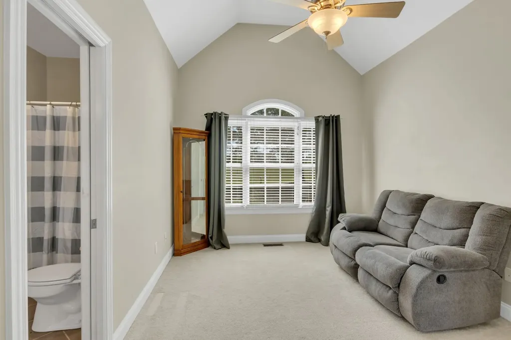 2828 Bains Road, E Hillsboro TN 37342