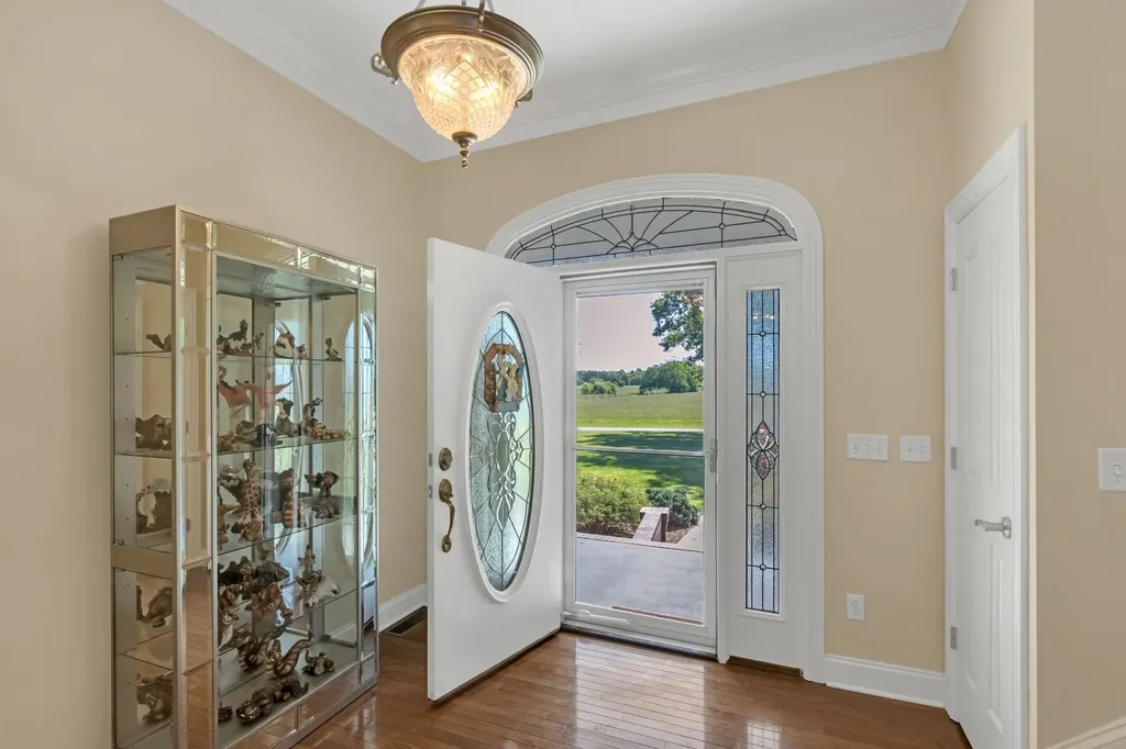 2828 Bains Road, E Hillsboro TN 37342