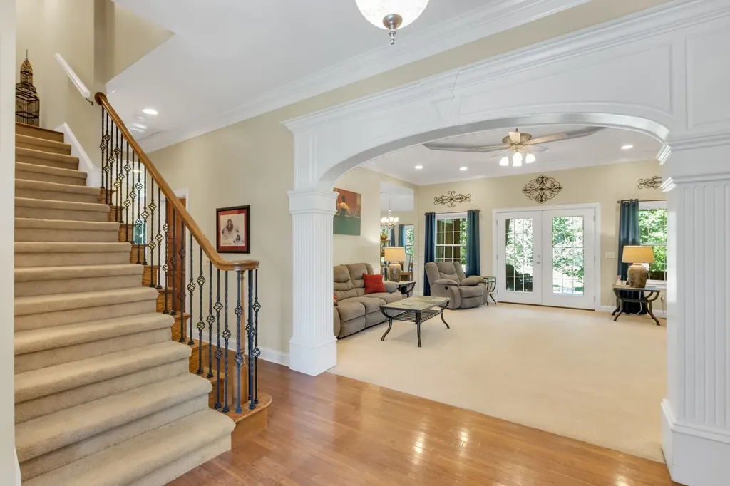 2828 Bains Road, E Hillsboro TN 37342