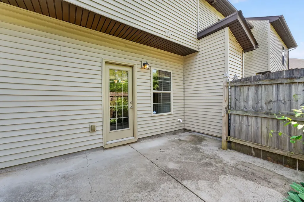 5336 Perlou Lane Murfreesboro TN 37128