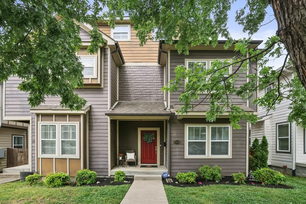 1707A 14th Ave, S Nashville TN 37212