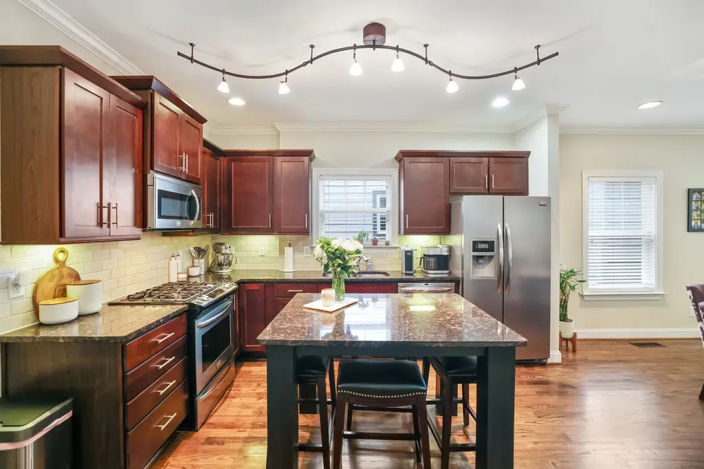 1707A 14th Ave, S Nashville TN 37212