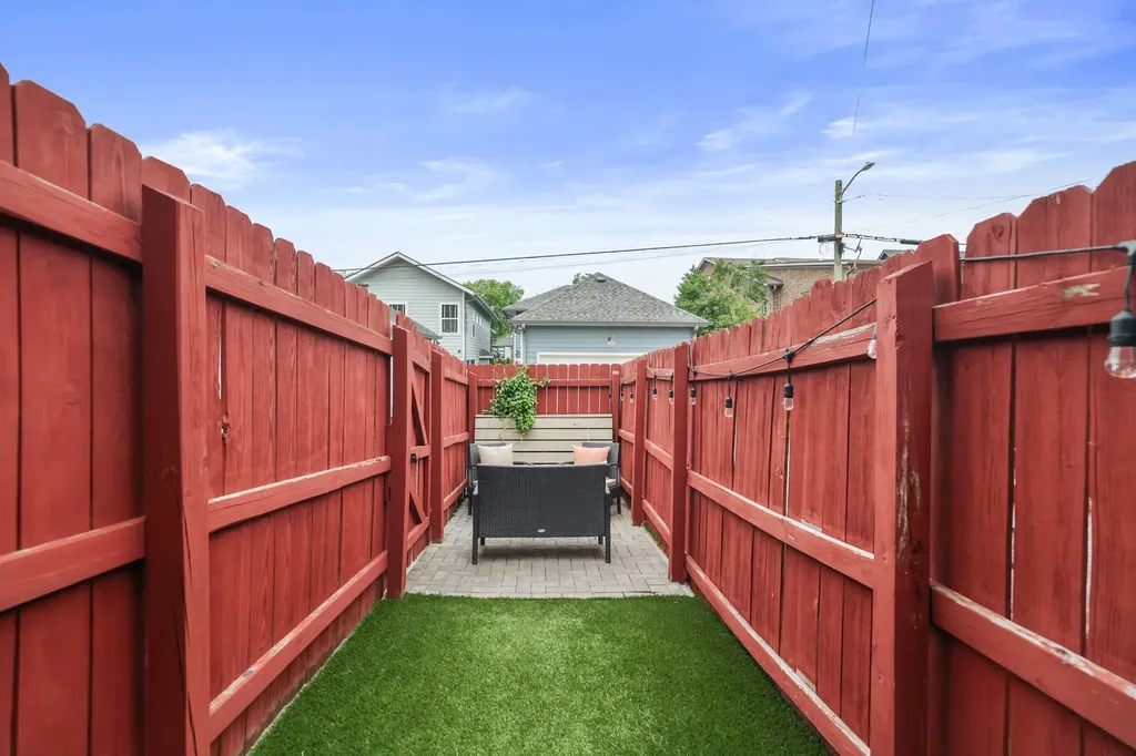 1707A 14th Ave, S Nashville TN 37212
