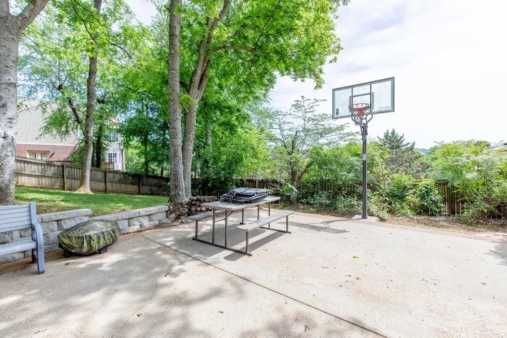 161 Mansker Park Drive Hendersonville TN 37075