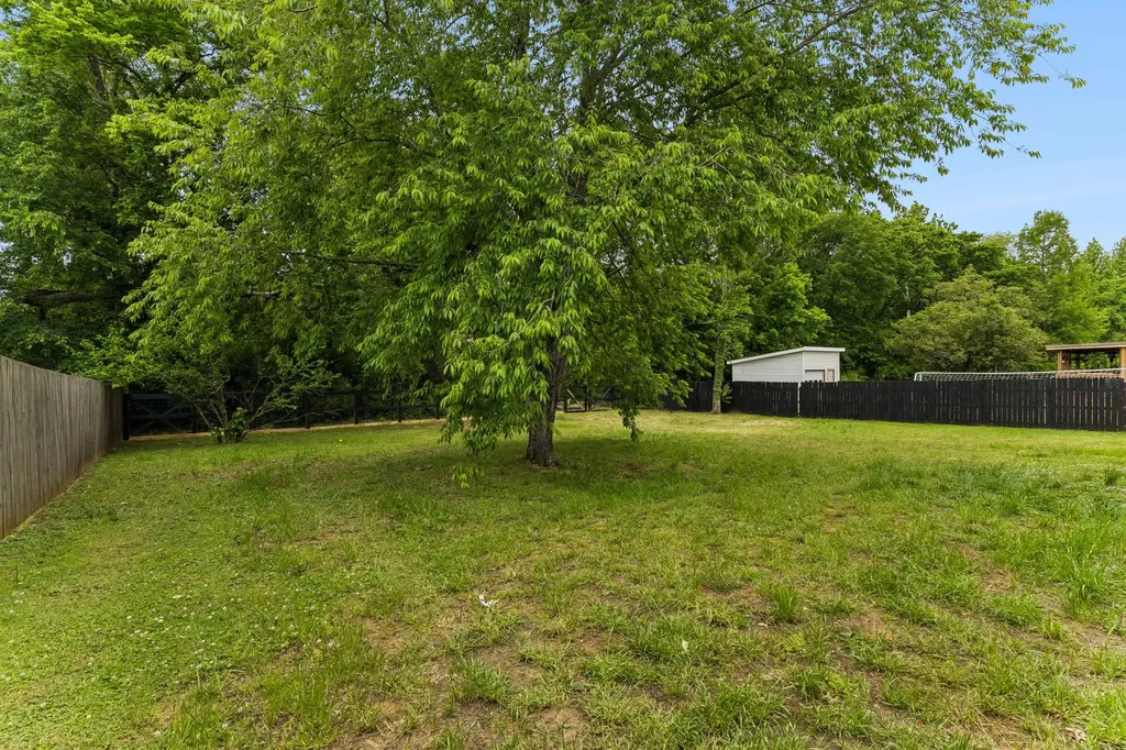 516 Winning Drive Columbia TN 38401