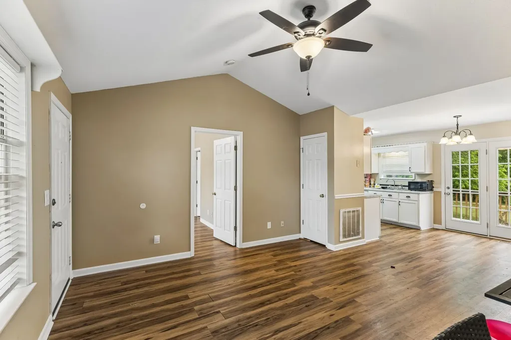 516 Winning Drive Columbia TN 38401