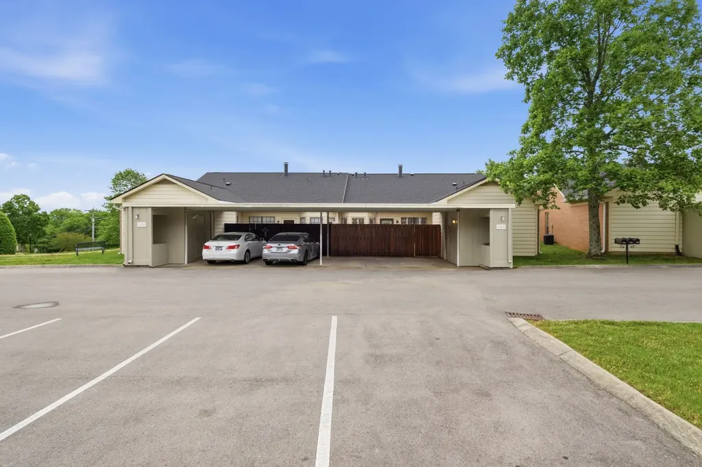 1305 Brentwood Point Brentwood TN 37027