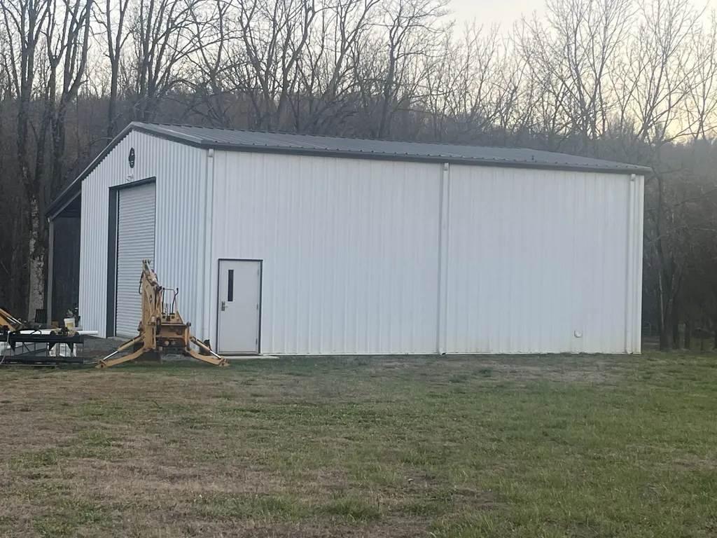 926 Half Acre Road Smithville TN 37166