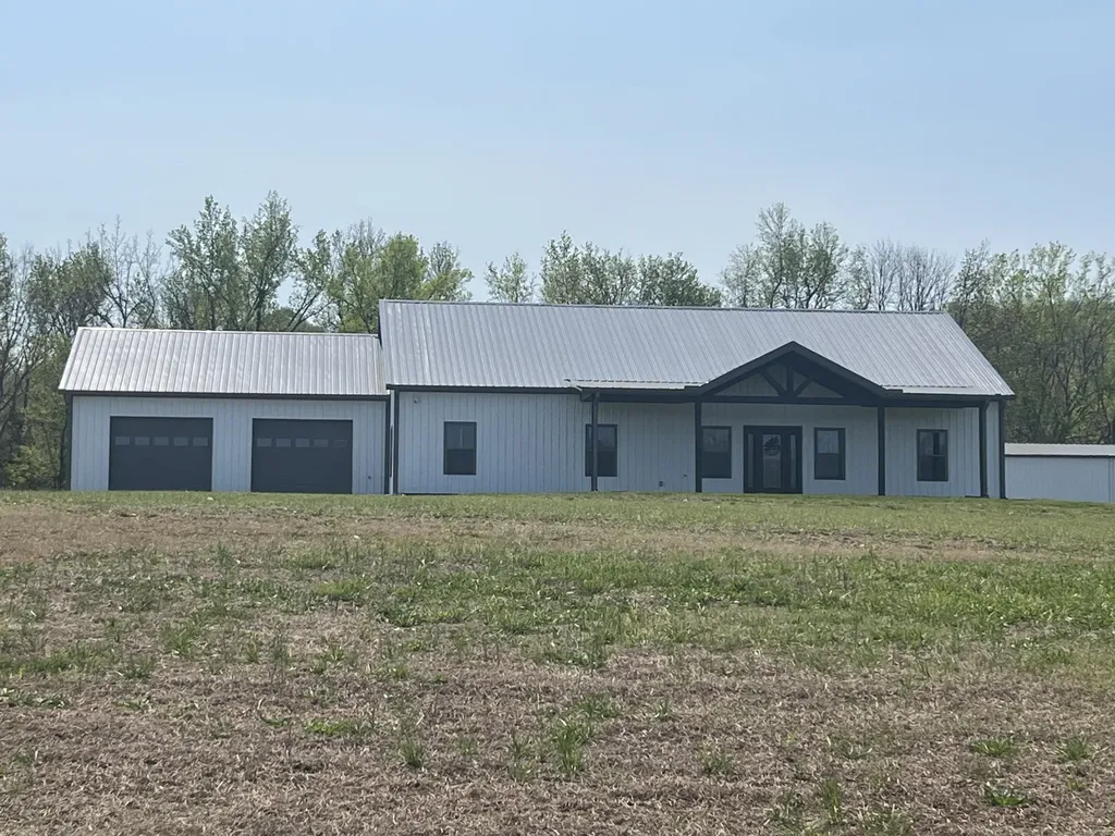 926 Half Acre Road Smithville TN 37166