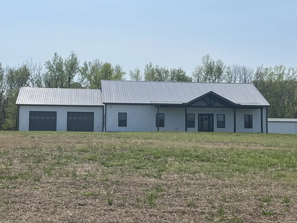 926 Half Acre Road Smithville TN 37166