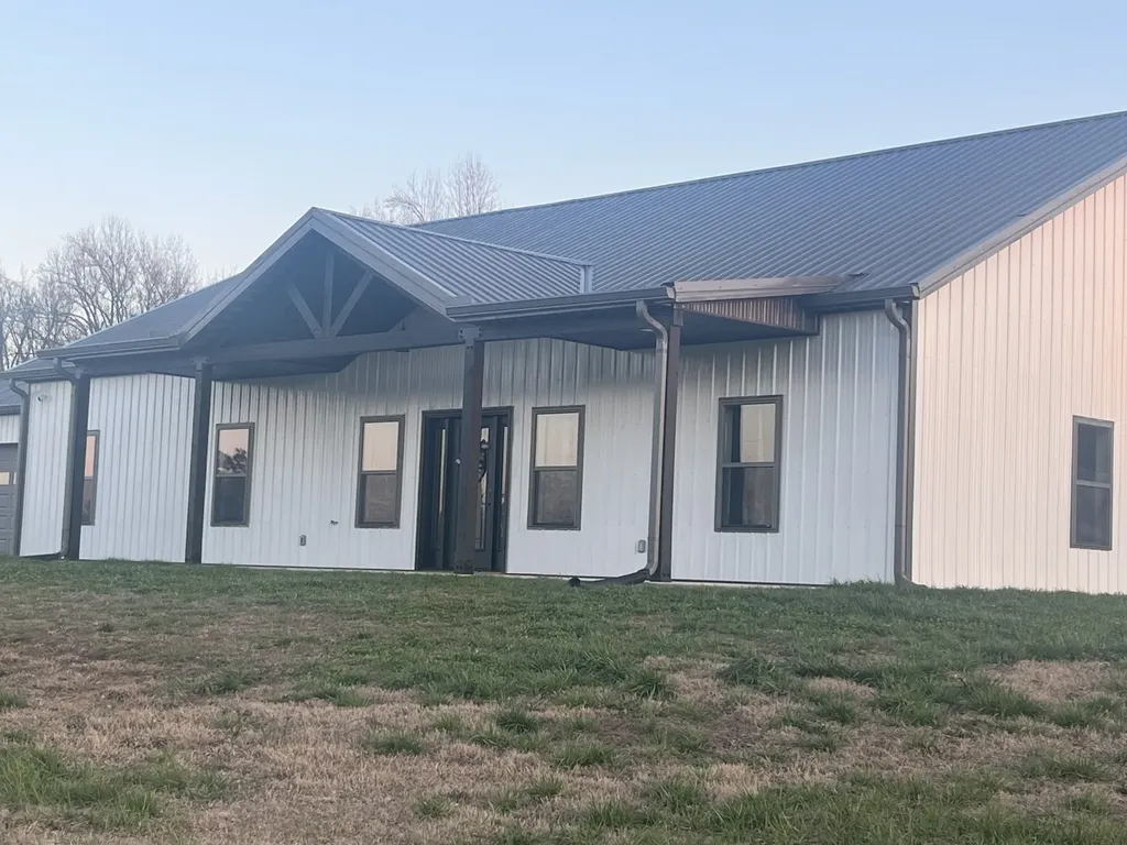 926 Half Acre Road Smithville TN 37166