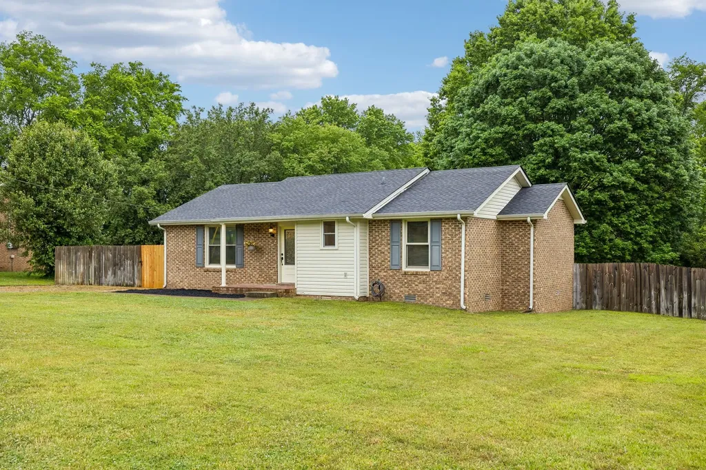 4611 Mandy Lane Murfreesboro TN 37129