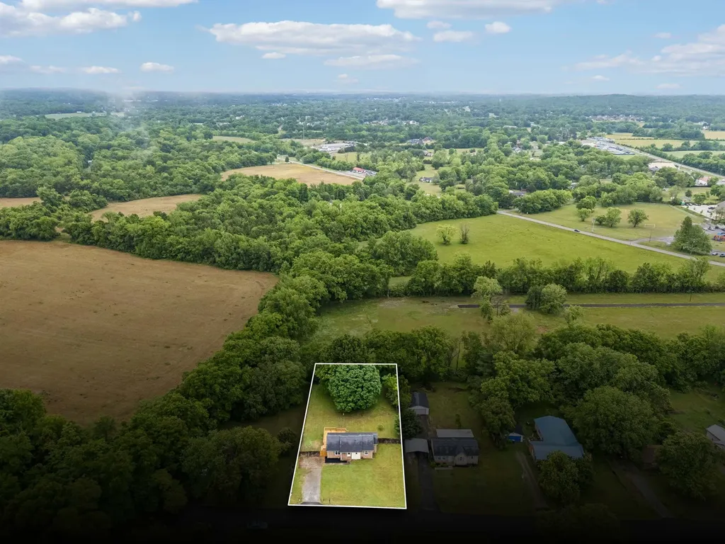 4611 Mandy Lane Murfreesboro TN 37129