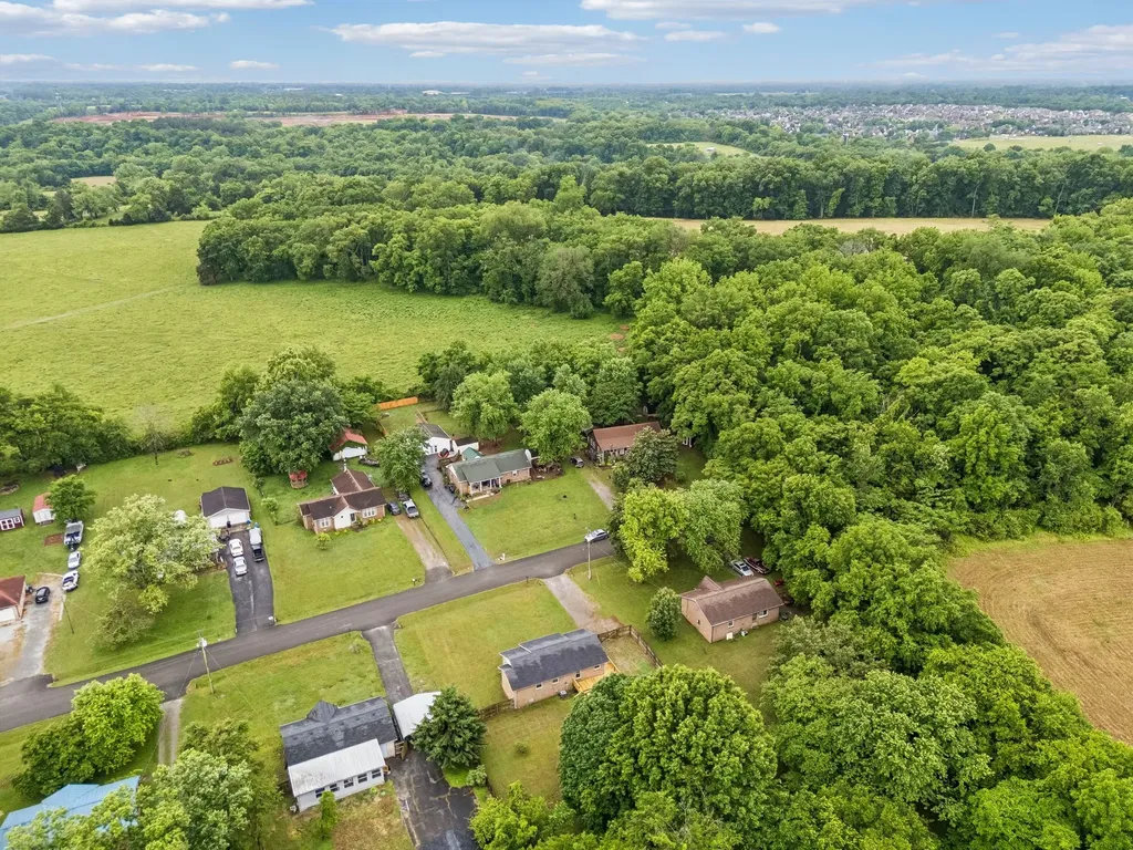 4611 Mandy Lane Murfreesboro TN 37129