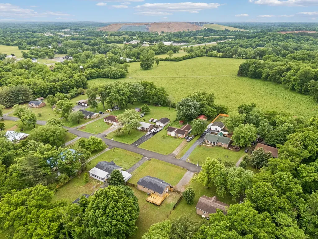4611 Mandy Lane Murfreesboro TN 37129
