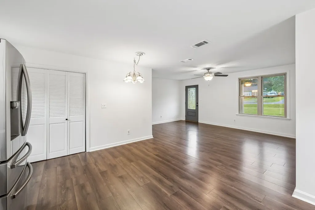 4611 Mandy Lane Murfreesboro TN 37129
