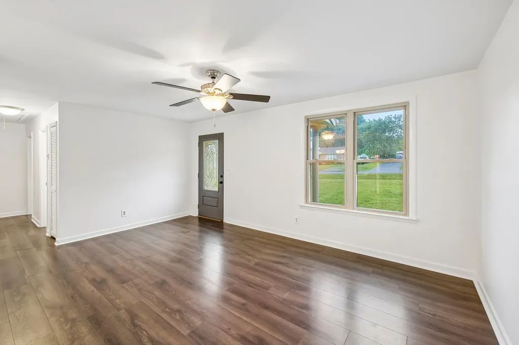4611 Mandy Lane Murfreesboro TN 37129