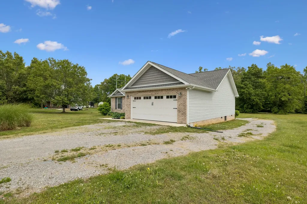 540 Green Meadow Drive Smithville TN 37166