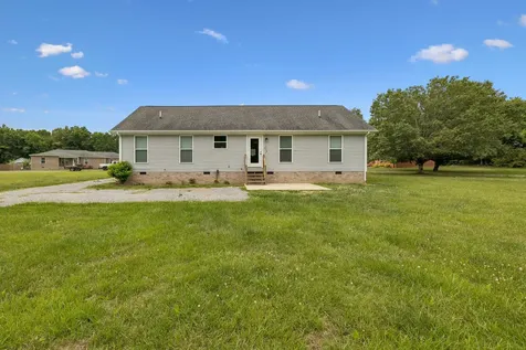 540 Green Meadow Drive Smithville TN 37166