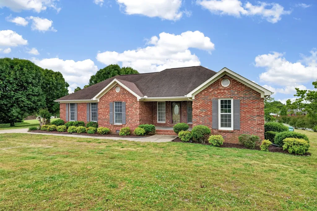 31 Eastridge Road Fayetteville TN 37334