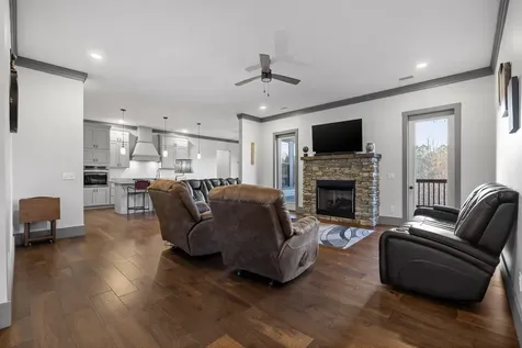 2323 River Bluffs Drive Jasper TN 37347