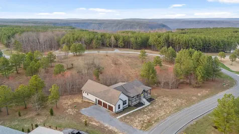 2323 River Bluffs Drive Jasper TN 37347