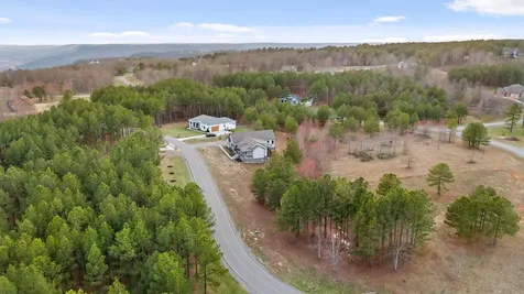 2323 River Bluffs Drive Jasper TN 37347