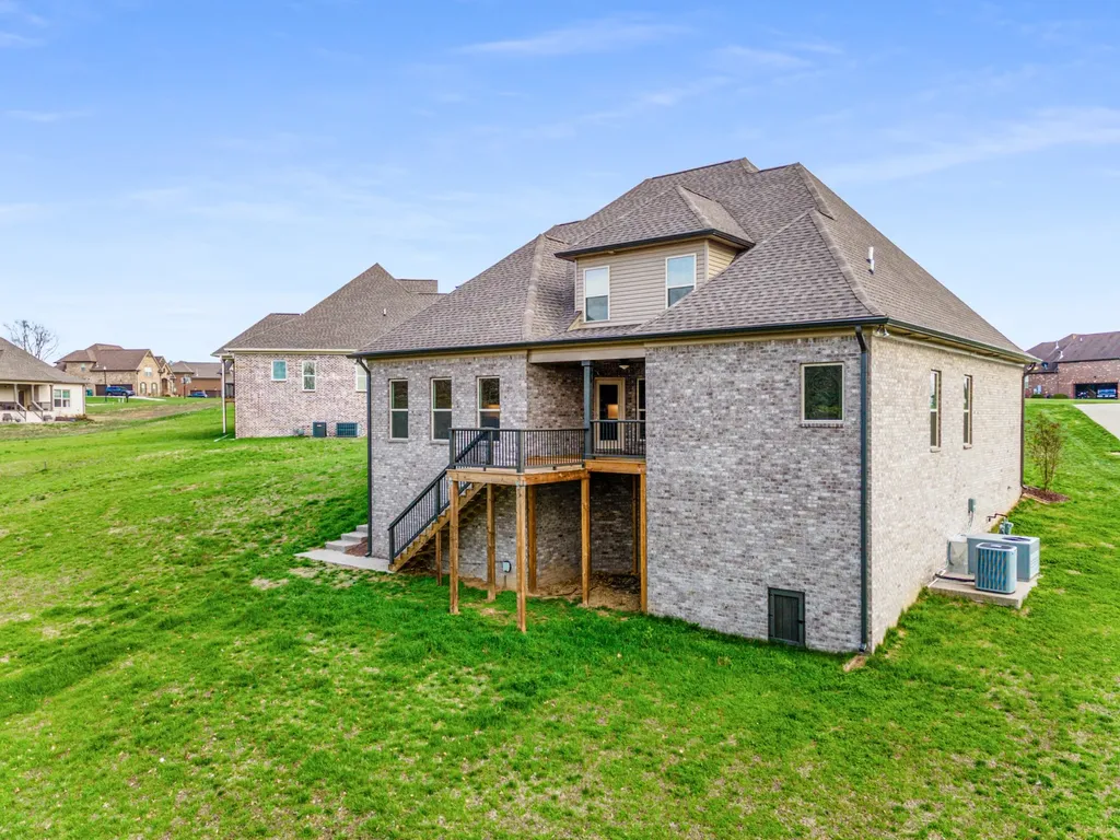 232 Amana Drive Lebanon TN 37087