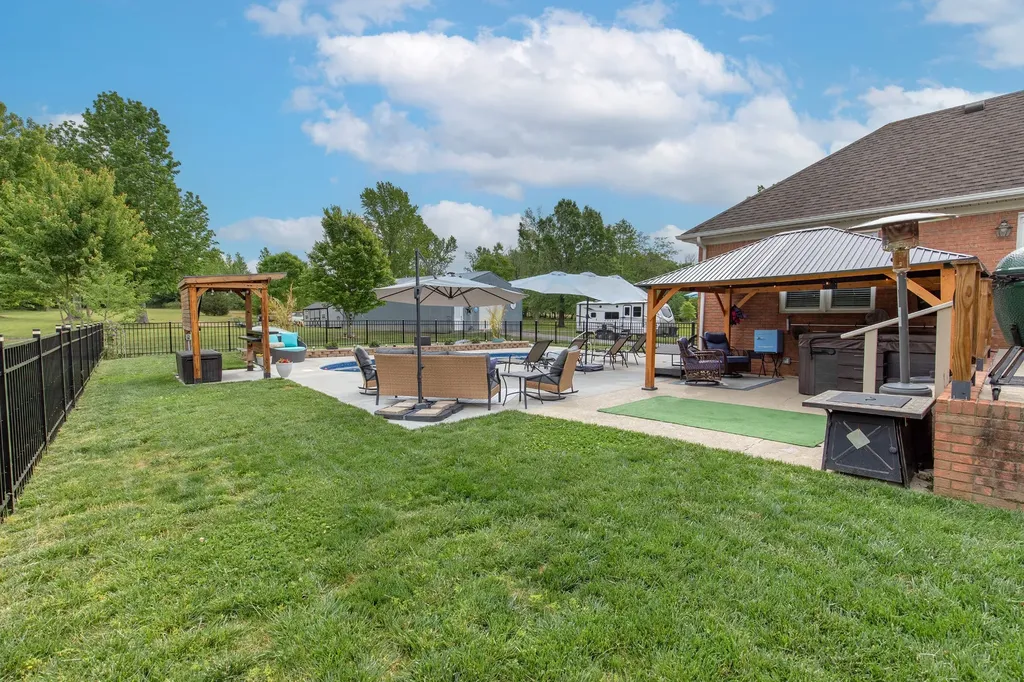 3030 Highway 25w Cottontown TN 37048