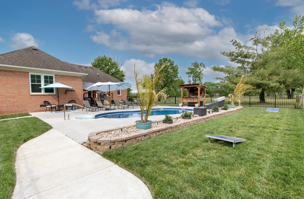 3030 Highway 25w Cottontown TN 37048