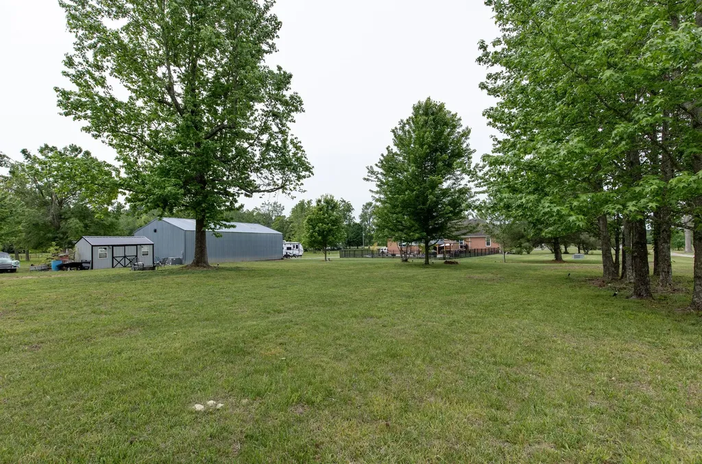 3030 Highway 25w Cottontown TN 37048