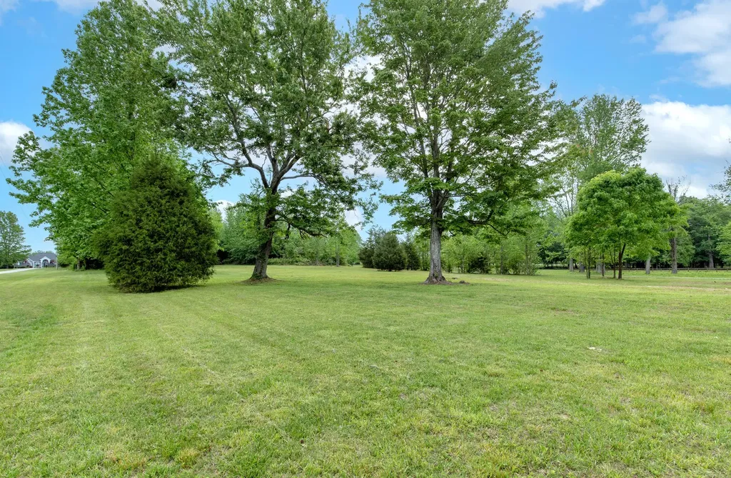 3030 Highway 25w Cottontown TN 37048