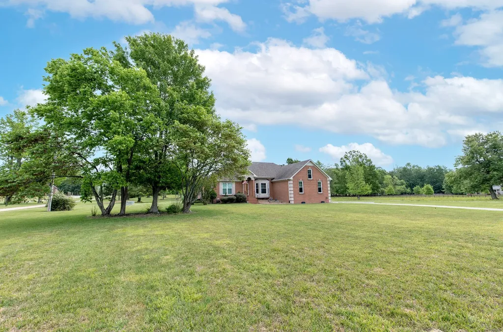 3030 Highway 25w Cottontown TN 37048