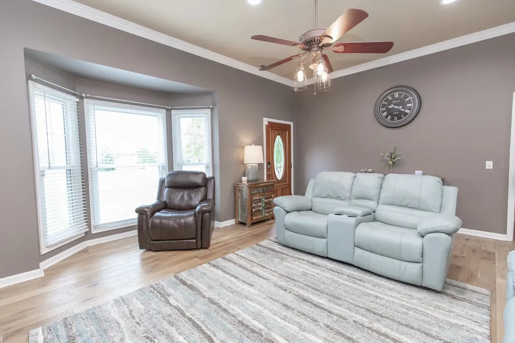 3030 Highway 25w Cottontown TN 37048
