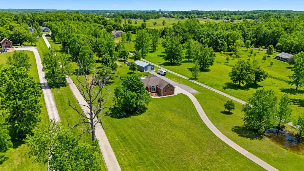 3030 Highway 25w Cottontown TN 37048