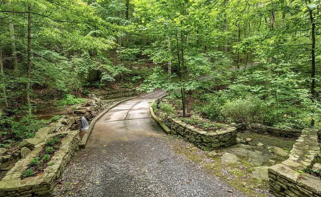 3227 Bluff View Drive, W Dunlap TN 37327
