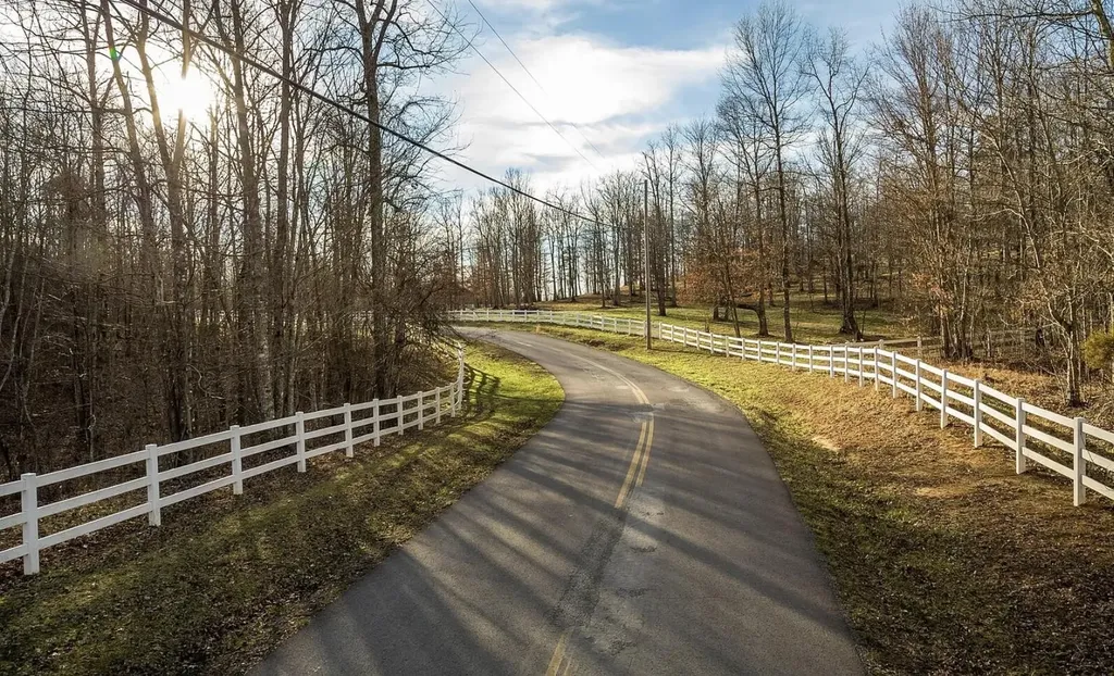 3227 Bluff View Drive, W Dunlap TN 37327