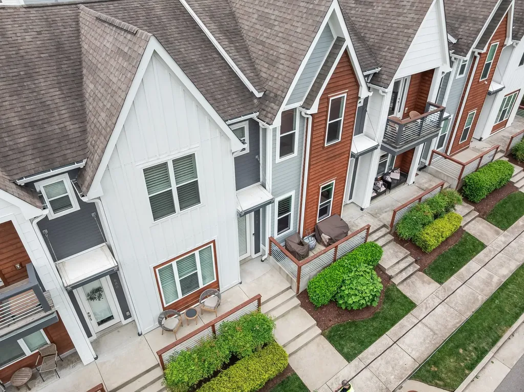678 James Avenue Nashville TN 37209