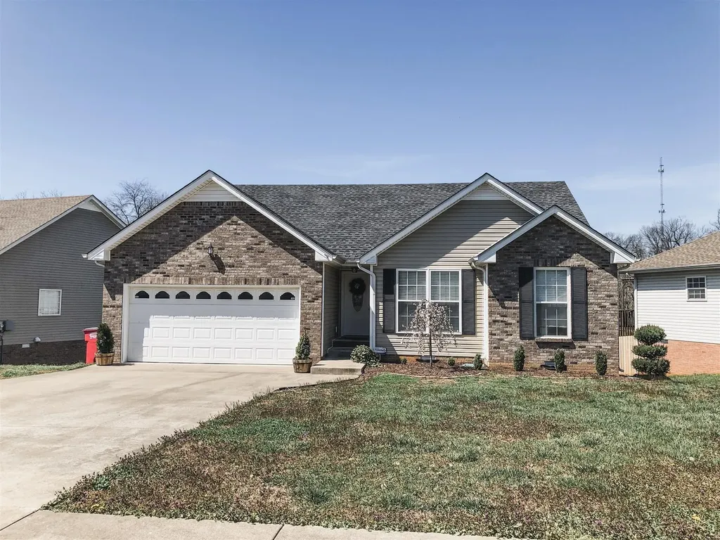 2628 Arthurs Court Clarksville TN 37040