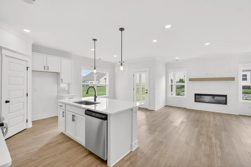 164 Yuma Lane White House TN 37188