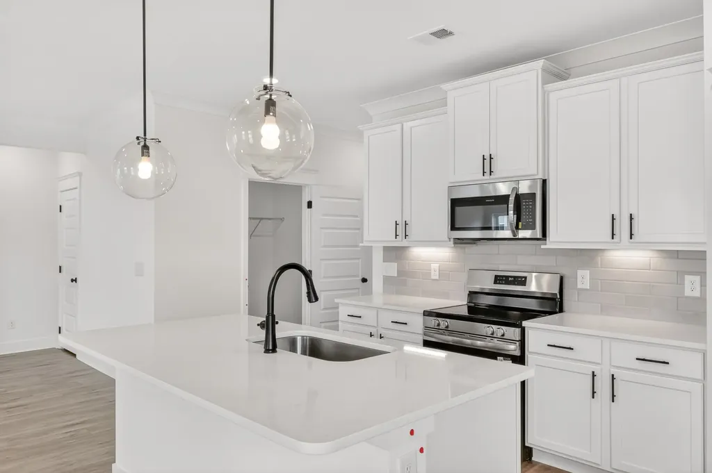 164 Yuma Lane White House TN 37188