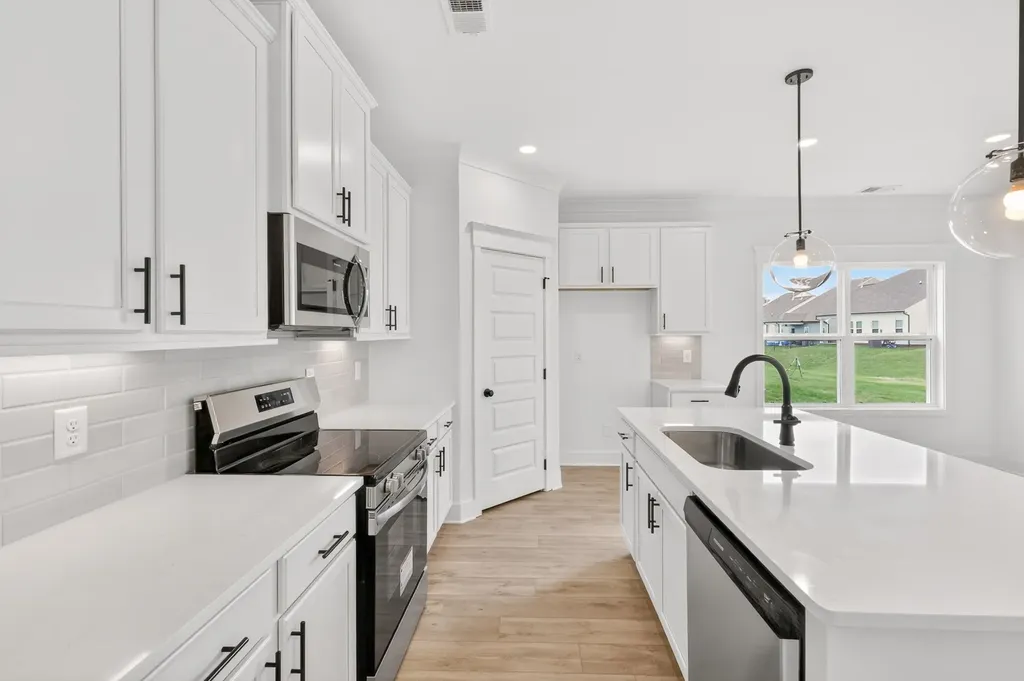 164 Yuma Lane White House TN 37188