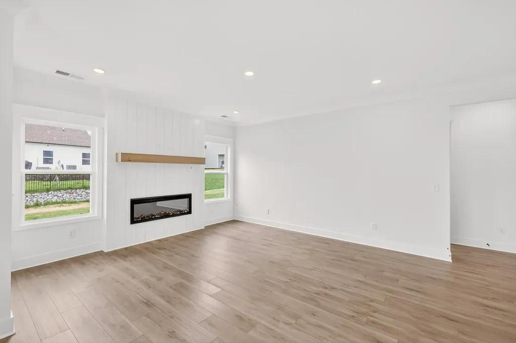 164 Yuma Lane White House TN 37188