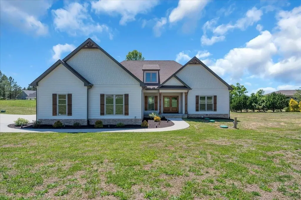 126 Bobcat Trail Jasper TN 37347